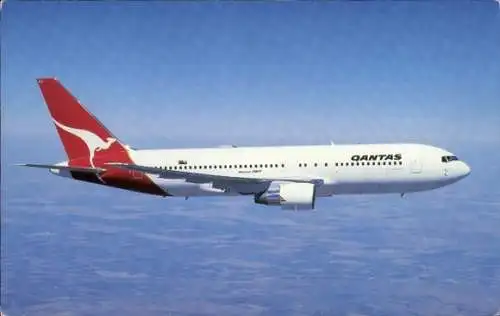 Ak Australisches Passagierflugzeug, Qantas, Boeing 767