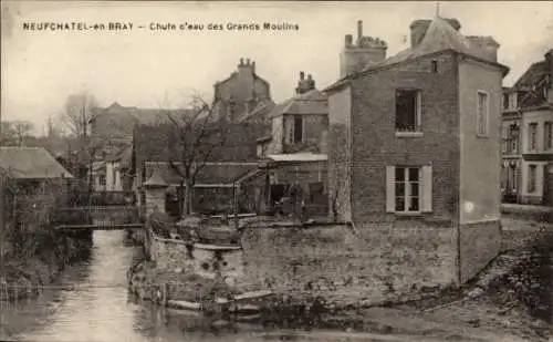 Ak Neufchâtel en Bray Seine Maritime, Chute o'eau des Grands Moulins