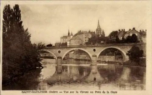 Ak Saint Gaultier Indre, Vue sur la Creuse au Pont de la Gare