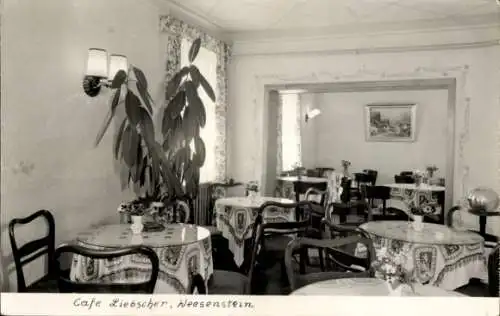 Foto Ak Weesenstein Müglitztal in Sachsen, Café Liebscher, Innenansicht