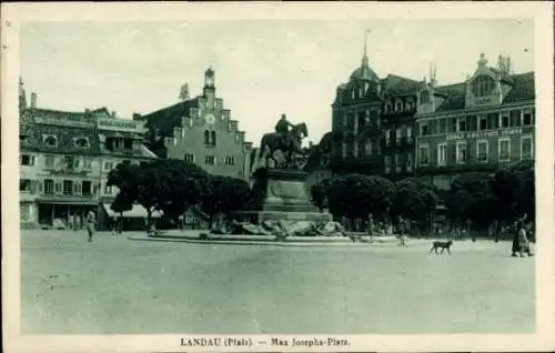 Ak Landau in der Pfalz, Max Josephs-Platz, Statue, Hund