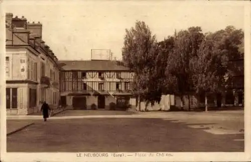 Ak Le Neubourg Eure, Place du Chateau