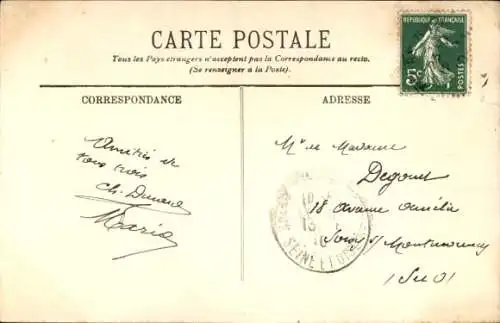 Ak Tours Indre et Loire, Rue des Halles, Uhrenturm