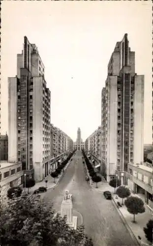 Ak Villeurbanne Rhône, Les Gratte-Ciel, Les Tours d'entree