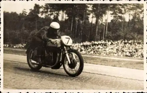 Foto Motorradrennen 26.7.1953, Rudi Knees, Norton 500