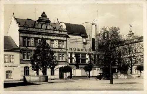 Ak Benátky nad Jizerou Benatek Mittelböhmen, Platz, Museum