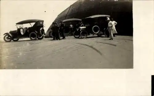 Foto Ak Mexiko, Drei Automobile am Strand