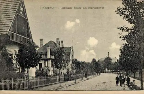 Ak Lieberose in Brandenburg, Cottbuser Straße am Kleinbahnhof