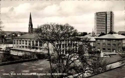 Ak Lünen in Westfalen, Stadtbad, Rathaus, Altstadtkirche