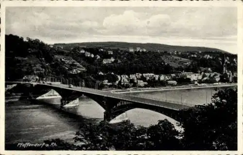 Ak Pfaffendorf Koblenz am Rhein, Totalansicht, Brücke