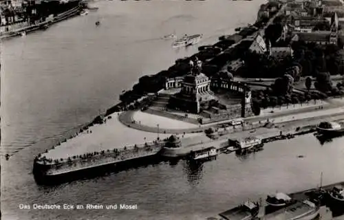 Ak Koblenz am Rhein, Deutsches Eck an Rhein u. Mosel, Fliegeraufnahme