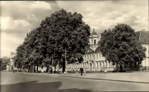 Ak Neuruppin in Brandenburg, Karl-Marx-Straße, Fontane-Oberschule