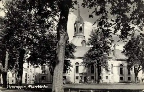 Ak Neuruppin in Brandenburg, Pfarrkirche