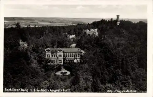 Ak Rochlitz an der Mulde, Rochlitzer Berg, Friedrich August Turm, Fliegeraufnahme