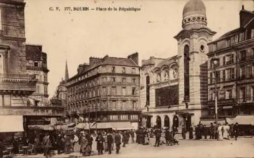 Ak Rouen Seine-Maritime, Place de la Republique