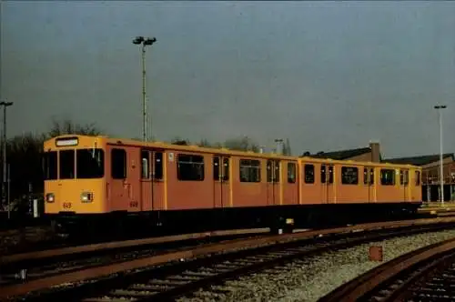 Ak Berlin, U-Bahn-Triebwagen A 3LK 82, Baujahr 1982