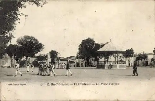 Ak Le Château-d'Oléron Charente Maritime, La Place d'Armes