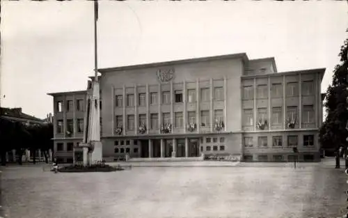 Ak Poissy S. et O., Rathaus