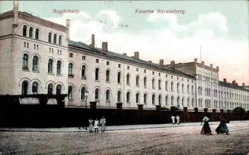 Ak Magdeburg in Sachsen Anhalt, Straßenansicht der Kaserne Ravensberg