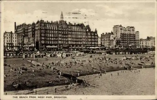 Ak Brighton East Sussex England, Strand vom West Pier