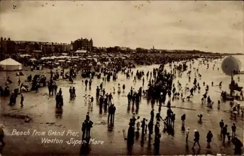 Ak Weston Super Mare North Somerset England, Strand vom Grand Pier