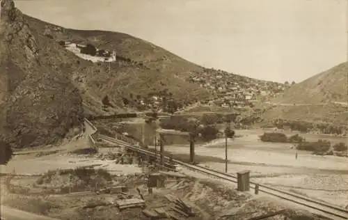 Foto Veles Mazedonien, Landschaft, Kloster, Bahnschienen