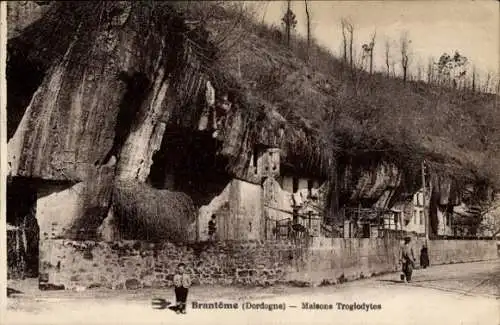 Ak Brantôme Dordogne, Maisons Troglodytes