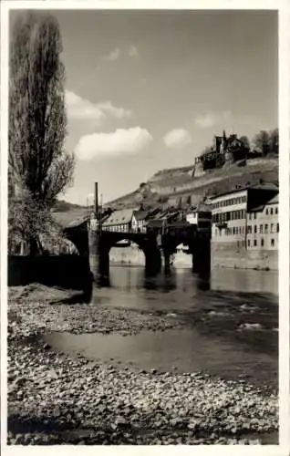 Ak Bad Kreuznach an der Nahe, Nahebrücke, Schlossberg