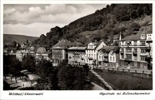 Ak Bad Wildbad im Schwarzwald, Olgastraße, Hallenschwimmbad