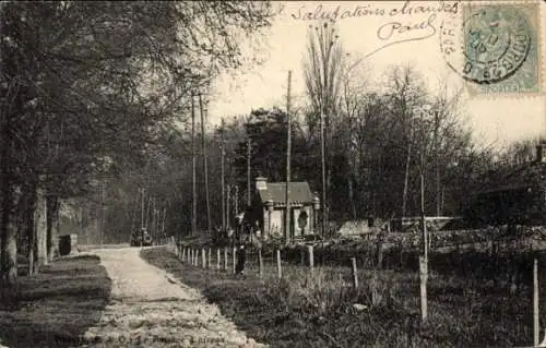 Ak Poissy S. et O., Bahnübergang