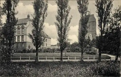 Ak Güstrow in Mecklenburg, Villa, Garten, Schanze