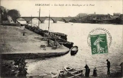 Ak Bergerac Dordogne, les bords de la Dordogne, Pont