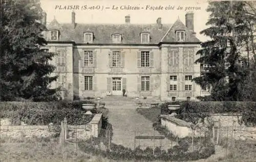 Ak Plaisir Yvelines, Schloss, Facade cote du perron