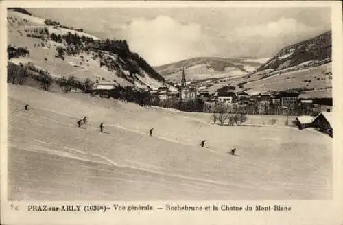 Ak Praz sur Arly Haute Savoie, Gesamtansicht, Rochebrune et la Chaine du Mont Blanc, Winter