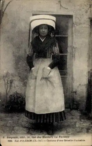 Ak Ile d'Oberon Charente Maritime, Frau in Tracht, Grisette