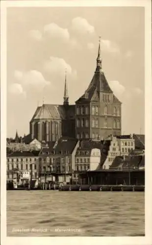 Ak Rostock Mecklenburg, Blick zur Marienkirche