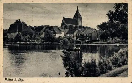 Ak Mölln im Herzogtum Lauenburg, Teilansicht, Turm, See, Häuser