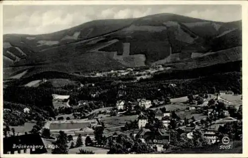 Ak Brückenberg bei Krummhübel Schlesien, Panorama vom Ort