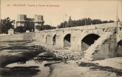 Ak Valencia Stadt Spanien, Brücke und Torres de Serranos