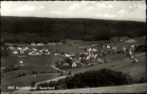 Ak Brachthausen Kirchhundem im Sauerland, Gesamtansicht