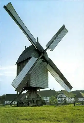 Ak Detmold, Westf. Freilichtmuseum Bäuerlicher Kulturdenkmale, Bockwindmühle von 1812 aus Groß Lobke