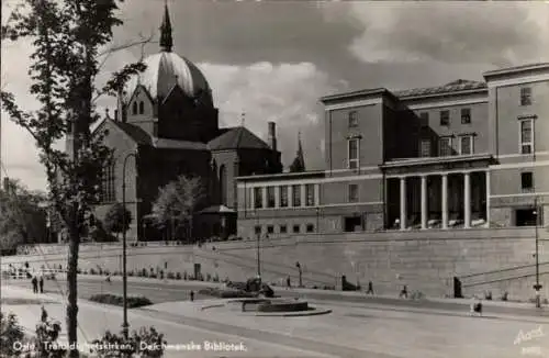 Ak Oslo Norwegen, Arne Garborgs plass, Deichmanske Bibliotek, Trefoldighetskirken