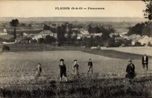 Ak Plaisir Yvelines, Panorama, Kinder im Feld