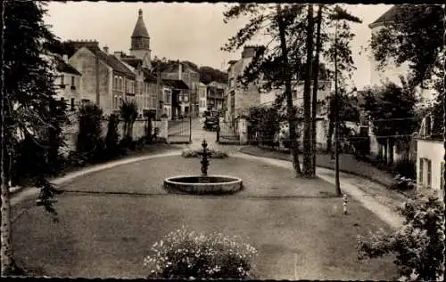 Ak Septeuil Yvelines, Vue sur la Place du Pave