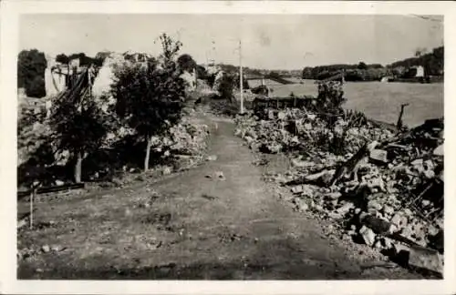 Ak Conflans Ende der Oise, Quai de end d’Oise am Fuße der Pont de Saint Germain, Zerstörung