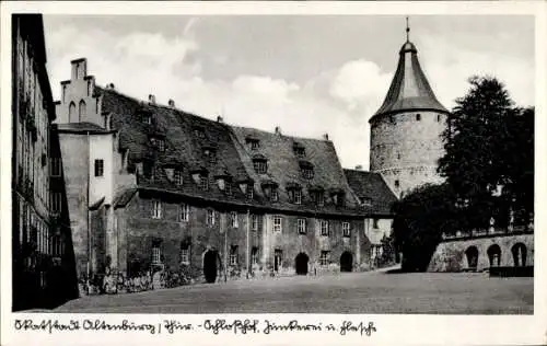 Ak Altenburg in Thüringen, Herzogliches Schloss, Schlosshof, Junkerei, Flasche