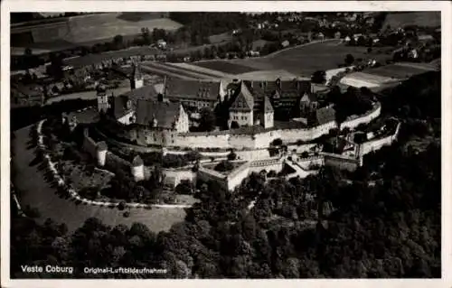 Ak Coburg in Oberfranken, Veste, Fliegeraufnahme