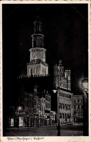 Ak Poznań Posen, Rathaus bei Nacht