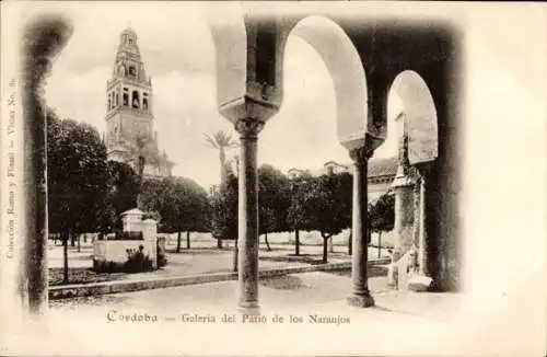 Ak Córdoba Andalusien Spanien, Galerie des Patio de los Naranjos