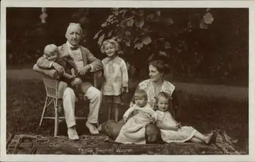 Ak Komponist Siegfried Wagner, Familie